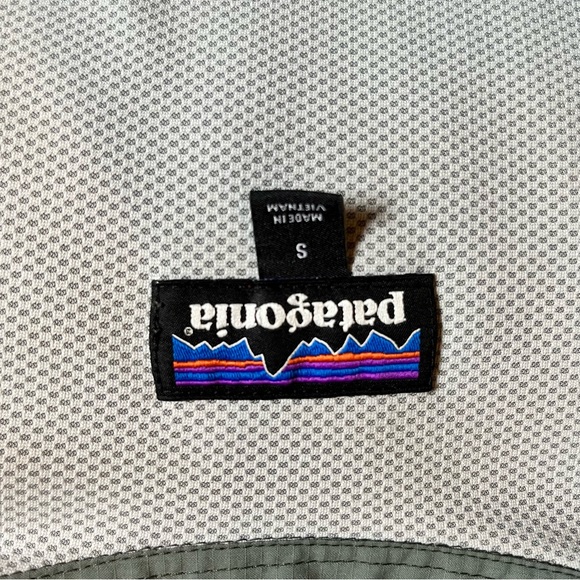 Patagonia Green Button-Up Sun Shirt - Picture 8 of 10